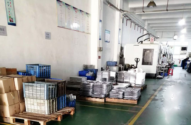  手機殼五金加工打樣注意這幾點，質(zhì)量有保障 